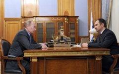 Владимир Путин и Антон Дроздов. Фото с сайта Пенсионного фонда