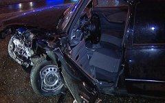 Лобовое столкновение. Фото с сайта autotat.ru