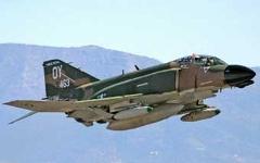 Истребитель F-4. Фото с сайта testpilots.ru