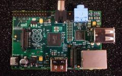 Raspberry Pi. Фото с сайта raspberrypi.org
