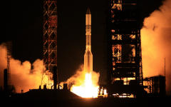Ночной запуск ракеты-носителя © РИА Новости, Олег Урусов