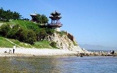 Пляж в Бэйдахэ. Фото с сайта dragontourtravel.ru