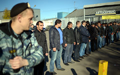 Задержание мигрантов в Западном Бирюлево © РИА Новости, Григорий Сысоев