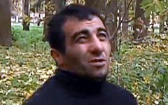 Орхан Зейналов во время задержания. Кадр оперативной съемки ГУ МВД РФ