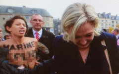 Марин Ле Пен (справа). Фото с сайта femen.org