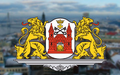 Герб Риги. Коллаж © KM.RU