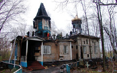 Сгоревшая Екатерининская церковь. Фото пресс-службы ГУ МЧС по Карелии