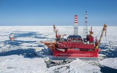 Платформа «Приразломная». Фото с сайта gazprom.ru