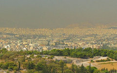 Смог в Афинах. Фото с сайта wikimedia.org