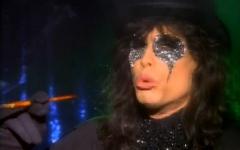 Стивен Тайлер. Кадр из клипа Aerosmith «Livin' On The Edge»