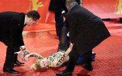 Акция протеста Femen в Берлине. Фото с сайта femen.org
