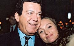 Иосиф Кобзон с дочерью Натальей. Фото с сайта iosifkobzon.ru