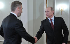 Павел Астахов и Владимир Путин © РИА Новости,  Алексей Никольский