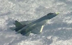 Истребитель Т-50. Фото с сайта mil.ru