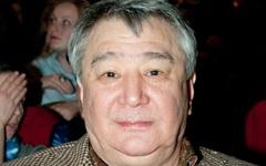 Алимжан Тохтахунов. Фото с сайта wikimedia.org