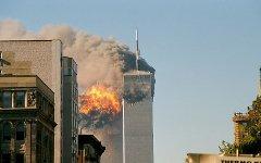 Теракт 11 сентября 2001 года. Фото с сайта wikipedia.org
