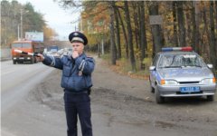 Сотрудник ГИБДД. Фото с сайта 58.mvd.ru