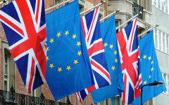 Флаги Великобритании и Евросоюза. Фото с сайта purefx.co.uk