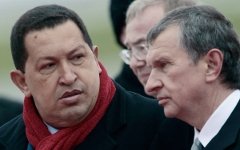 Уго Чавес и Игорь Сечин © РИА Новости, Руслан Кривобок