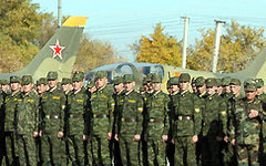 Солдаты на базе в Канте. Фото с сайта wikipedia.org