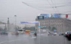 Дождь в Москве. Фото с сайта skill.ru