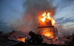 Горящий институт. Фото с сайта 78.mchs.gov.ru