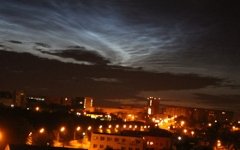 Серебристые облака над Челябинском. Фото с сайта znak.com