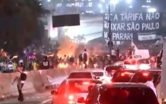 Акции протеста в Бразилии. Стоп-кадр с видео в YouTube
