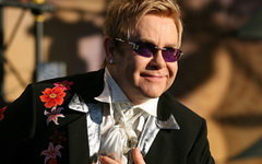 Элтон Джон. Фото с сайта eltonjohn.com
