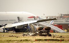 Аварийная посадка Boeing 777. фото с сайта wikipedia.org
