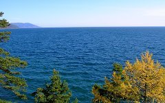 Озеро Байкал. Фото с сайта wikipedia.org