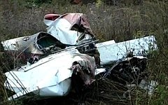 Разбившийся самолет. Стоп-кадр с видео в YouTube