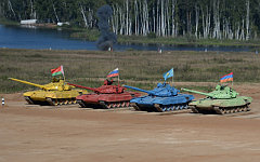 «Танковый биатлон» © РИА Новости, Валерий Мельников