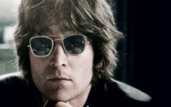Джон Леннон. Фото с сайта johnlennon.com