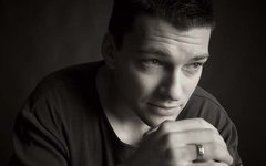 Даниил Страхов. Фото Александра Ростокина с сайта dstrahov.com