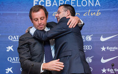 Сандро Росель (слева) и Хосеп Мария Бартомеу. Фото с сайта fcbarcelona.com
