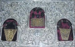Дары волхвов. Фото с сайта hram-troicy.prihod.ru