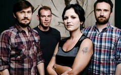 The Cranberries. Фото с офстраницы группы в Facebook