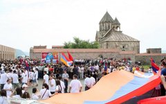 Фото с сайта president.nkr.am