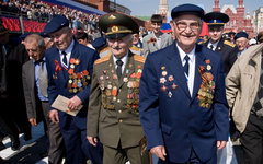  © KM.RU