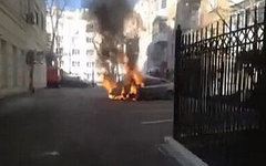 Двор офиса «Партии регионов». Кадр из видео hromadske.tv