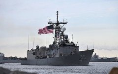 Фрегат USS Taylor (FFG-50). Фото с сайта wikipedia.org