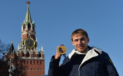 Биатлонист Антон Шипулин на церемонии вручения автомобилей © РИА Новости, Артем 