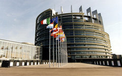 Главное здание Европарламента в Брюсселе. Фото с сайта europarl.europa.eu