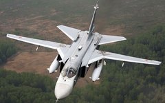 Бомбардировщик Су-24М. Фото с сайта airliners.net