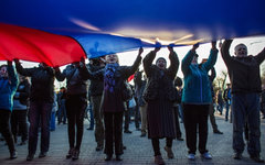 Участники митинга в поддержку России в Евпатории © РИА Новости, Андрей Стенин