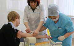 Добровольное обследование учащихся © РИА Новости, Виталий Белоусов