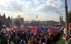 Шествие профсоюзов. Фото с сайта petrovka38.ru