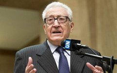 Лахдар Брахими. Фото с сайта www.un.org