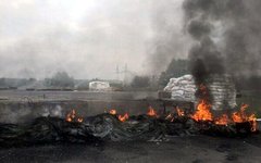 Один из блокпостов на въезде в Славянск. Фото из Твиттера @NOVORUSSIA2014